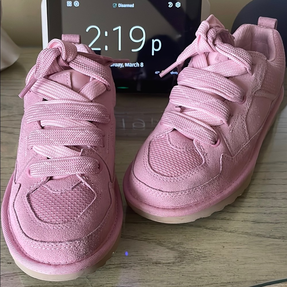 Ugg Sneakers!!